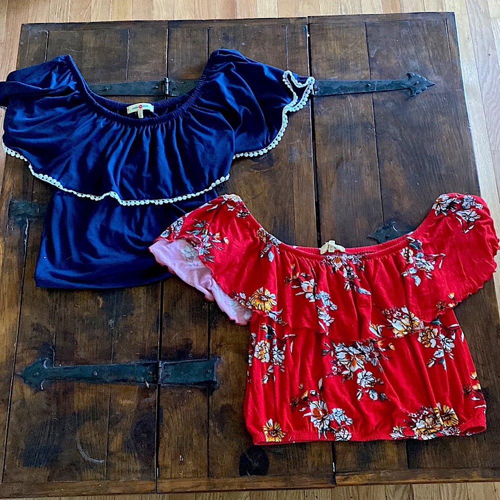 Set of two, ruffled summer shirts. Perfect for any occasion! In great condition
